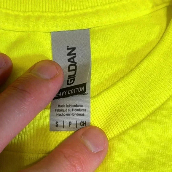 sky zone park glow zone unisex Gildan tshirt size small bright neon color - Picture 3 of 4